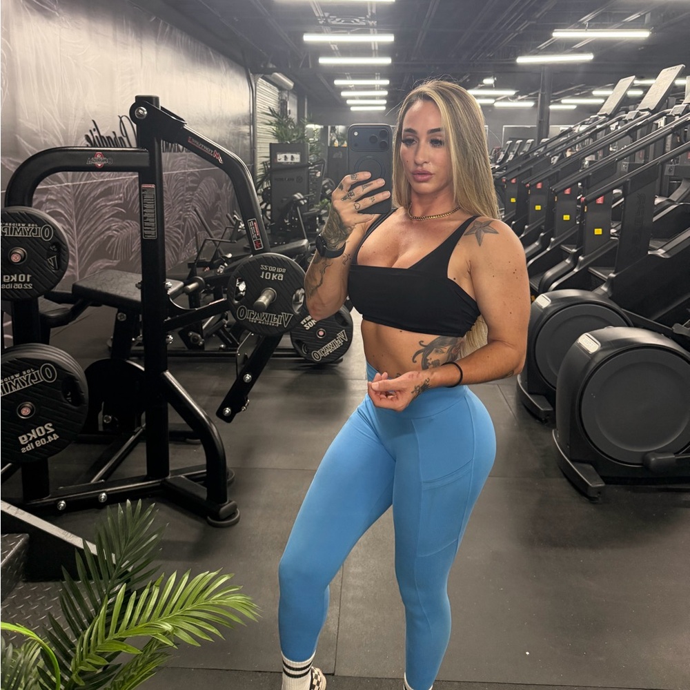 Meet your Posher, Jessica